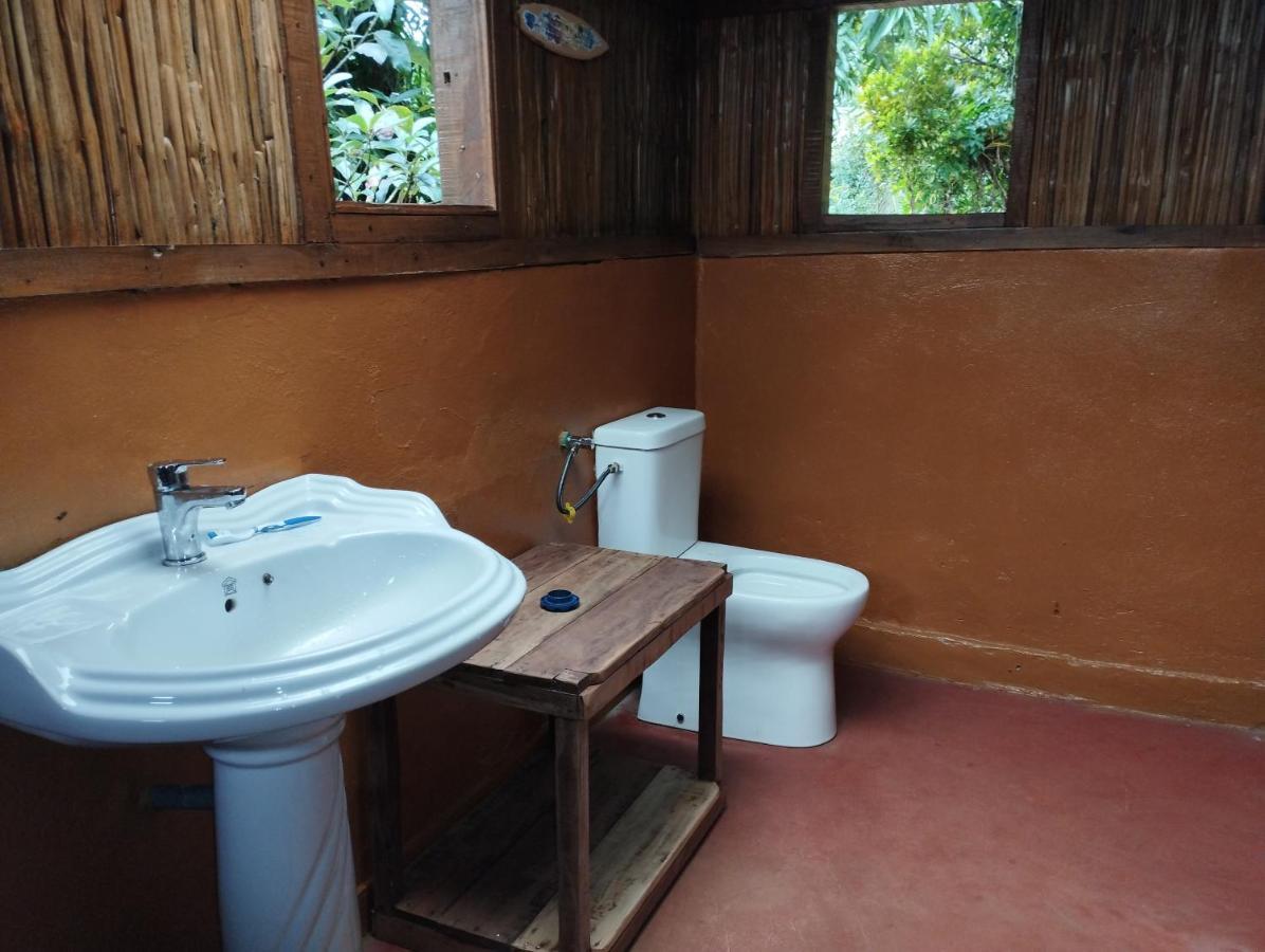Chambres D'Hotes Villa Les Orchidees Chez Ago Ile Sainte-Marie Экстерьер фото