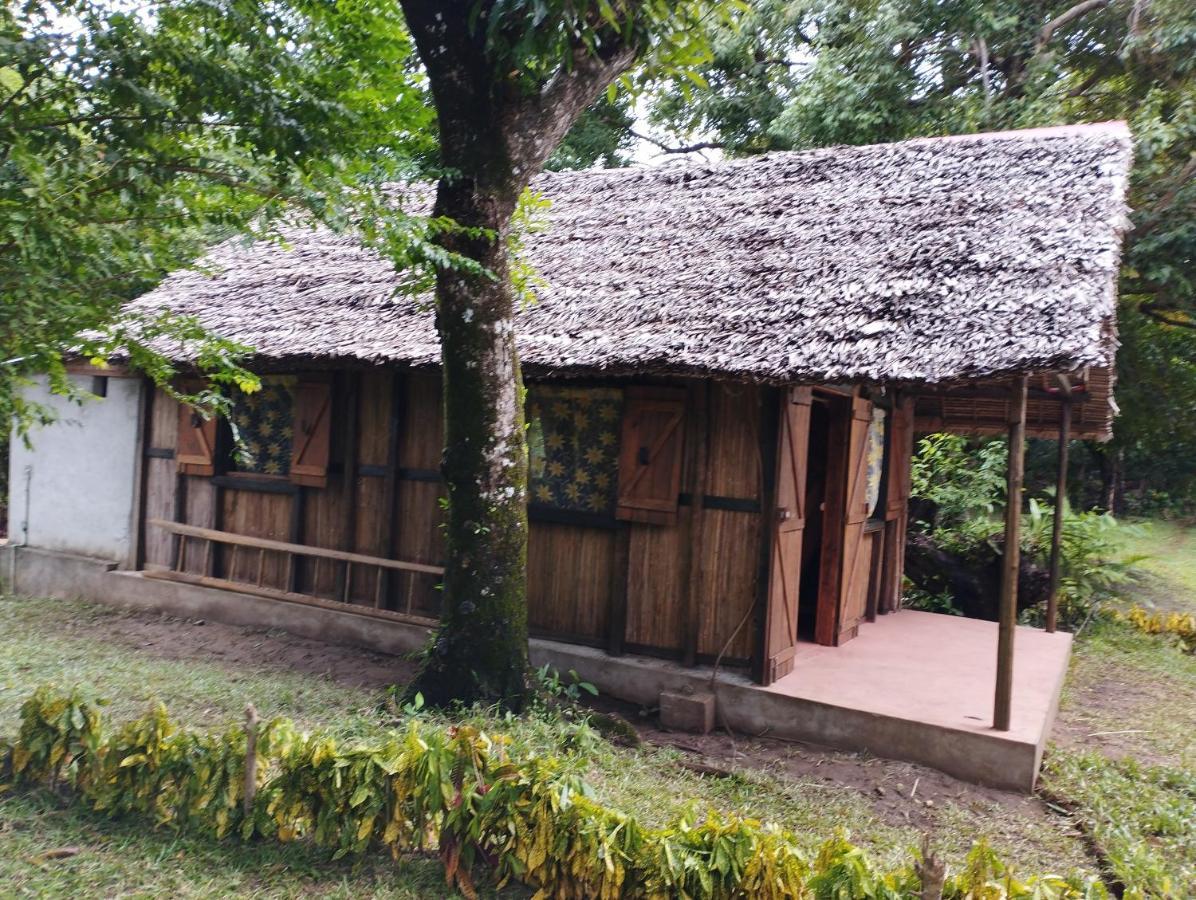 Chambres D'Hotes Villa Les Orchidees Chez Ago Ile Sainte-Marie Экстерьер фото